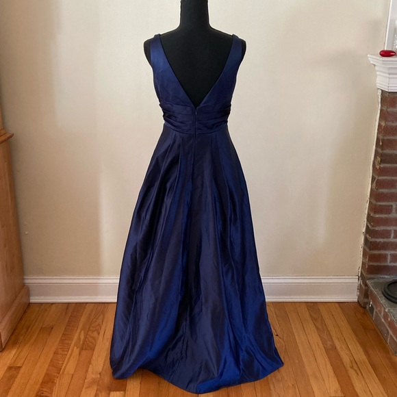 David’s Bridal Navy Blue bridesmaids dress size 10 - Picture 2 of 3
